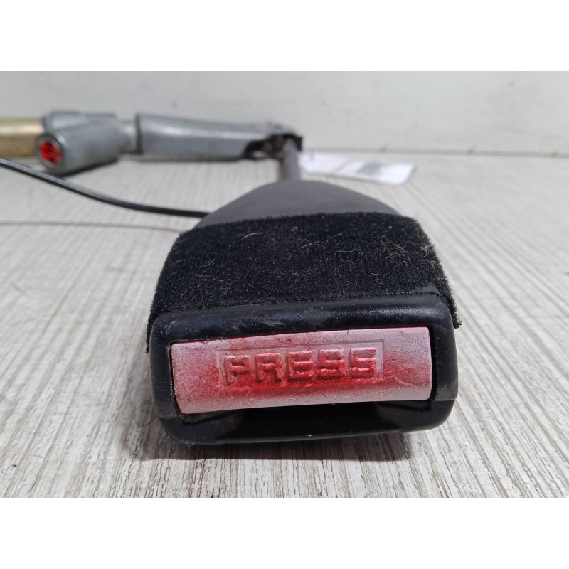 Recambio de anclaje con pretensor delantero izquierdo para renault megane ii (bm0/1_, cm0/1_) 1.5 dci (bm0f, bm0t, bm2b, cm0f, c