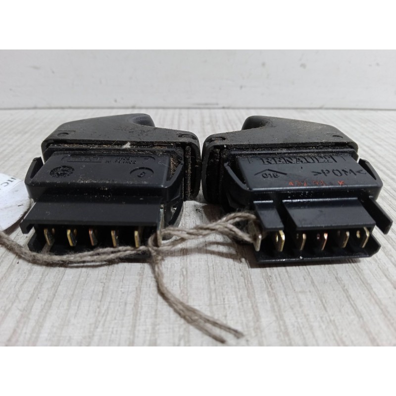 Recambio de mando elevalunas delantero izquierdo para renault scénic i monospace (ja0/1_, fa0_) 1.9 dci (ja05, ja1f) referencia  Recambio de mando elevalunas delantero izquierdo para renault scénic i monospace (ja0/1_, fa0_) 1.9 dci (ja05, ja1f) referencia