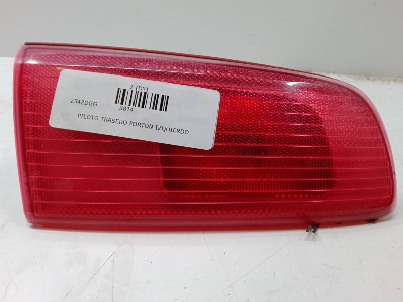 Recambio de piloto trasero porton izquierdo para mazda 2 (dy) 1.6 referencia OEM IAM   