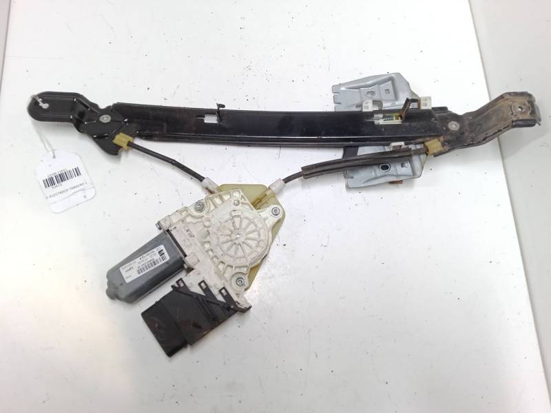 ELEVALUNAS ELECTRICO TRASERO DERECHO 1K0959704N 
