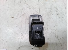 Recambio de mando elevalunas trasero derecho para toyota corolla (_e12_) 2.0 d-4d (cde120_) referencia OEM IAM    2