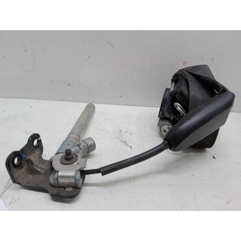 Recambio de cinturon con pretensor delantero derecho para renault scénic iii (jz0/1_) 1.6 dci (jz00, jz12) referencia OEM IAM   