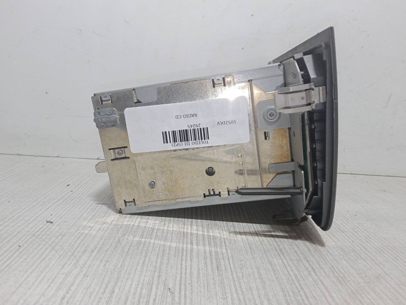 Recambio de radio cd para seat toledo iii (5p2) 1.9 tdi referencia OEM IAM   
