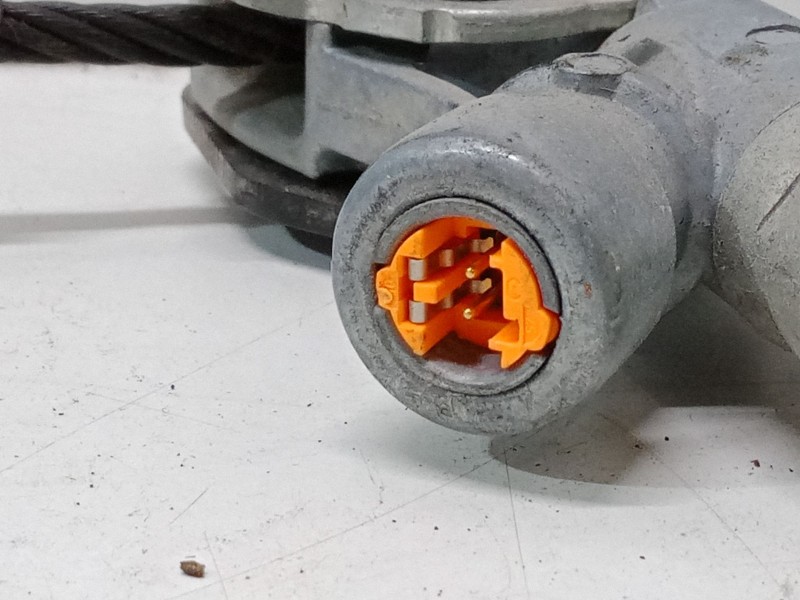 Recambio de cinturon con pretensor delantero derecho para renault scénic iii (jz0/1_) 1.6 dci (jz00, jz12) referencia OEM IAM   