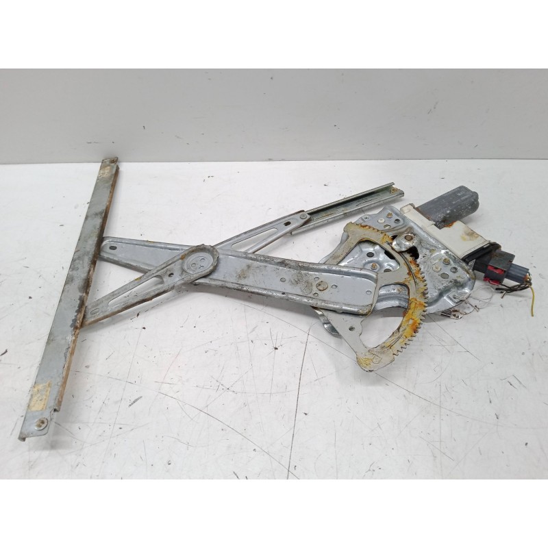 Recambio de elevalunas electrico delantero derecho para toyota corolla (_e12_) 2.0 d-4d (cde120_) referencia OEM IAM   