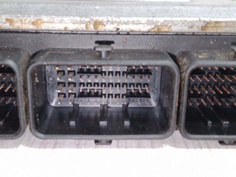 Recambio de centralita motor uce para renault scénic i monospace (ja0/1_, fa0_) 1.9 dci (ja05, ja1f) referencia OEM IAM 02810111