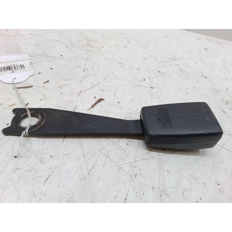 Recambio de anclaje cinturon delantero derecho para toyota corolla (_e12_) 2.0 d-4d (cde120_) referencia OEM IAM   
