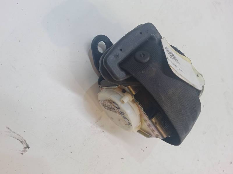 CINTURON SEGURIDAD TRASERO DERECHO 