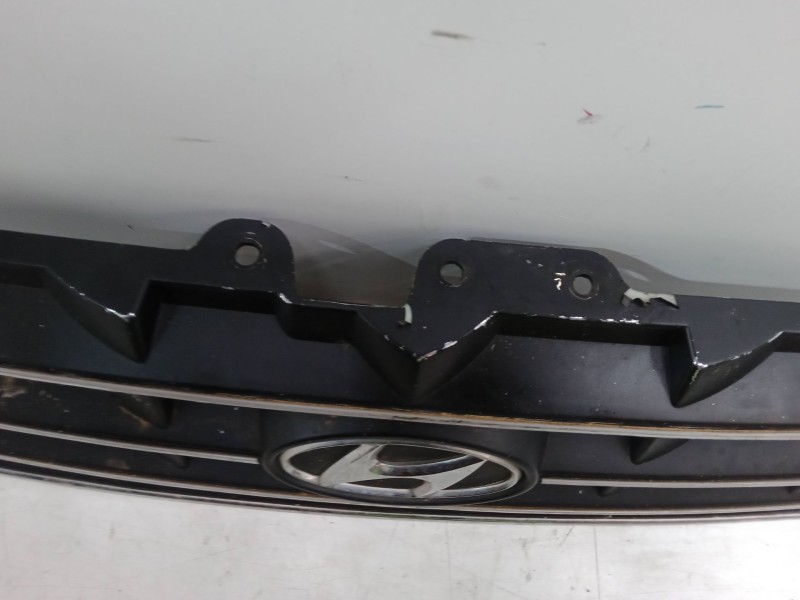 Recambio de rejillas capo para hyundai accent ii (lc) 1.5 crdi referencia OEM IAM   