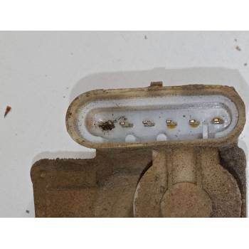 CERRADURA PUERTA DELANTERA IZQUIERDA 