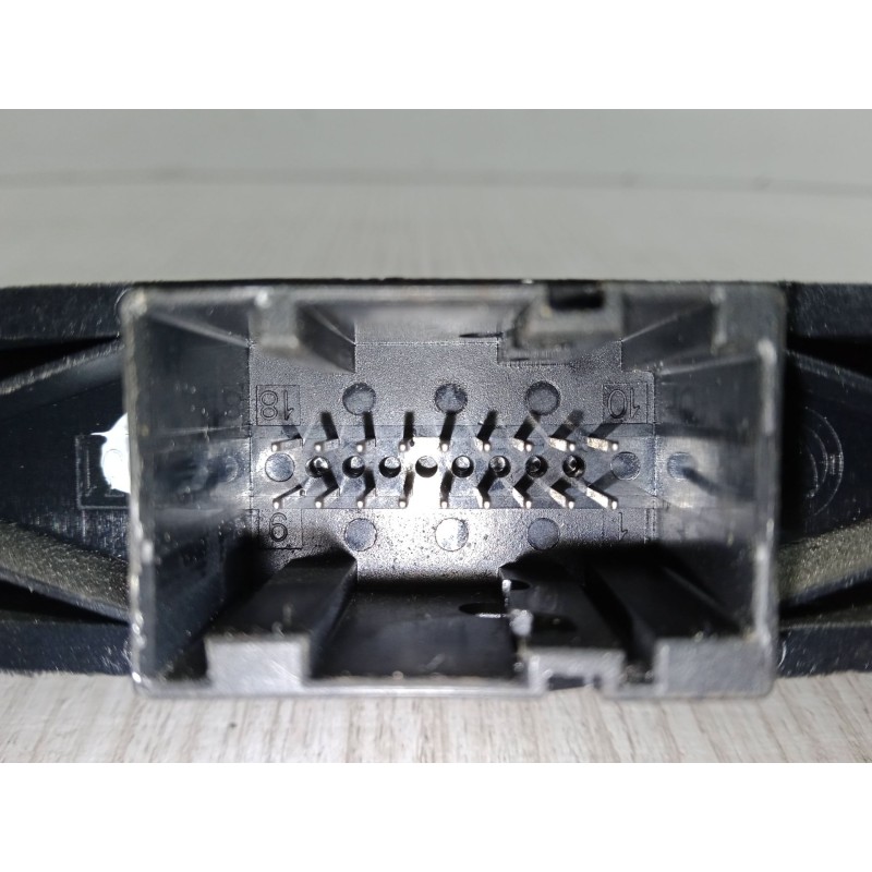 Recambio de warning para alfa romeo 147 (937_) 1.9 jtdm 8v (937.axd1a, 937.axu1a, 937.bxu1a) referencia OEM IAM   