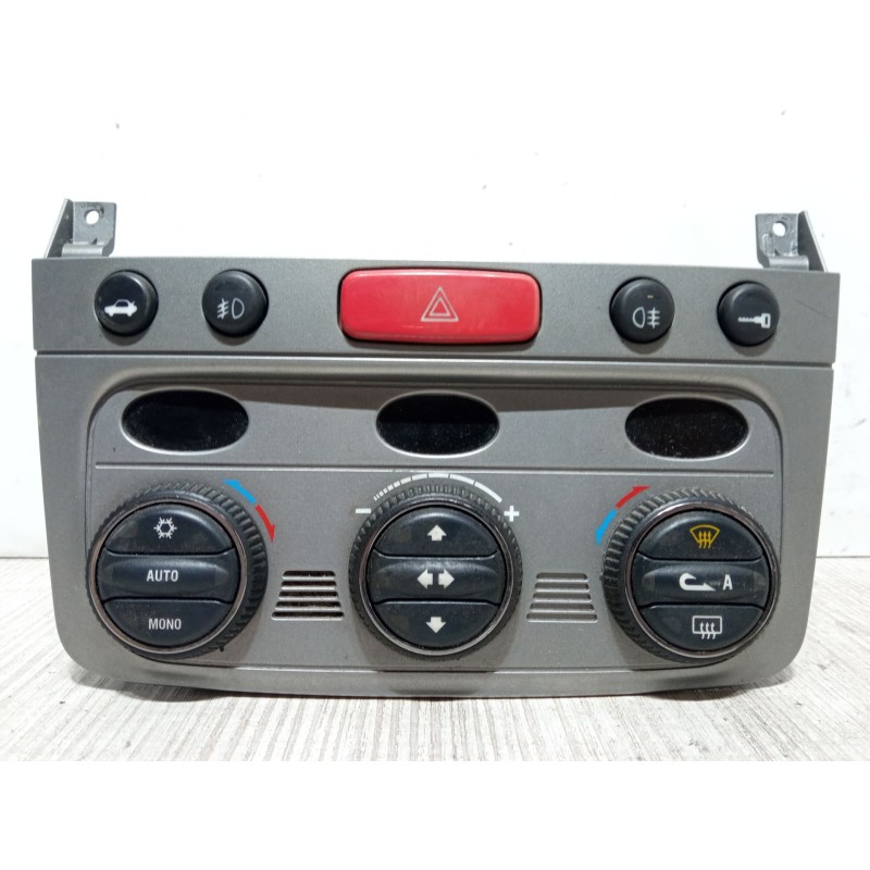 Recambio de mando climatizador para alfa romeo 147 (937_) 1.9 jtd (937.axd1a, 937.bxd1a) referencia OEM IAM FTC52492078  0156051