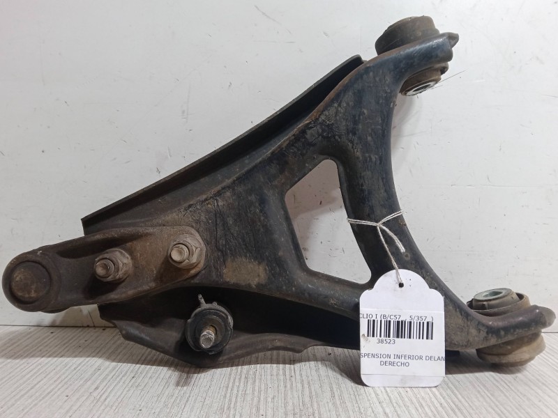 Recambio de brazo suspension inferior delantero derecho para renault clio i (b/c57_, 5/357_) 1.4 referencia OEM IAM   