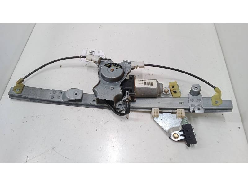 ELEVALUNAS ELECTRICO TRASERO DERECHO 400600 