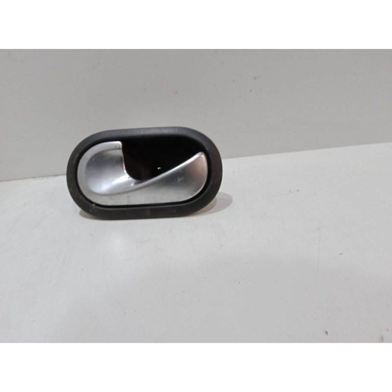 Recambio de maneta interior puerta delantera izquierda para renault scénic ii (jm0/1_) 1.5 dci (jm1e, jm16) referencia OEM IAM  