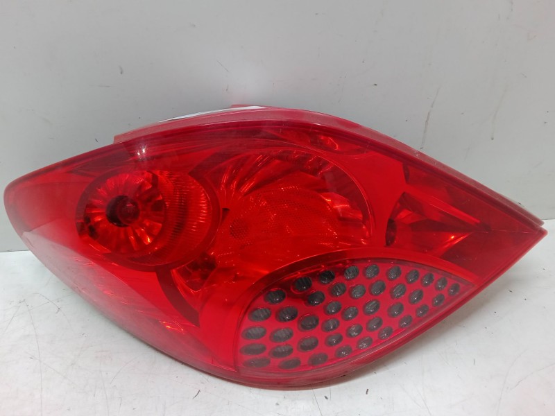 Recambio de piloto trasero izquierdo para peugeot 207/207+ (wa_, wc_) 1.6 hdi referencia OEM IAM   