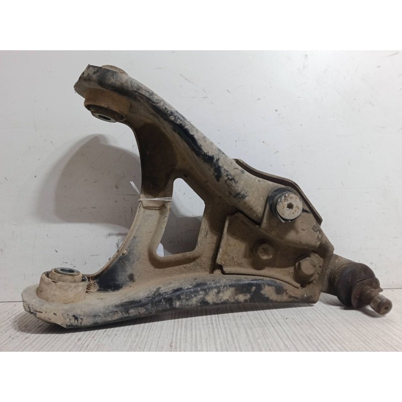 Recambio de brazo suspension inferior delantero izquierdo para renault clio i (b/c57_, 5/357_) 1.4 referencia OEM IAM   