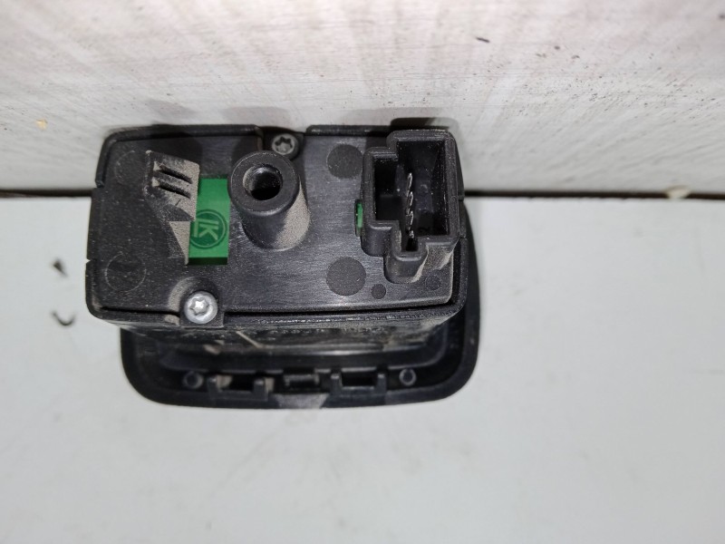 Recambio de mando elevalunas trasero izquierdo para mercedes-benz clase b sports tourer (w245) b 200 cdi (245.208) referencia OE