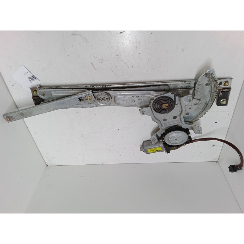 Recambio de elevalunas electrico delantero derecho para kia carens ii monospace (fj) 2.0 crdi referencia OEM IAM XH004PO  