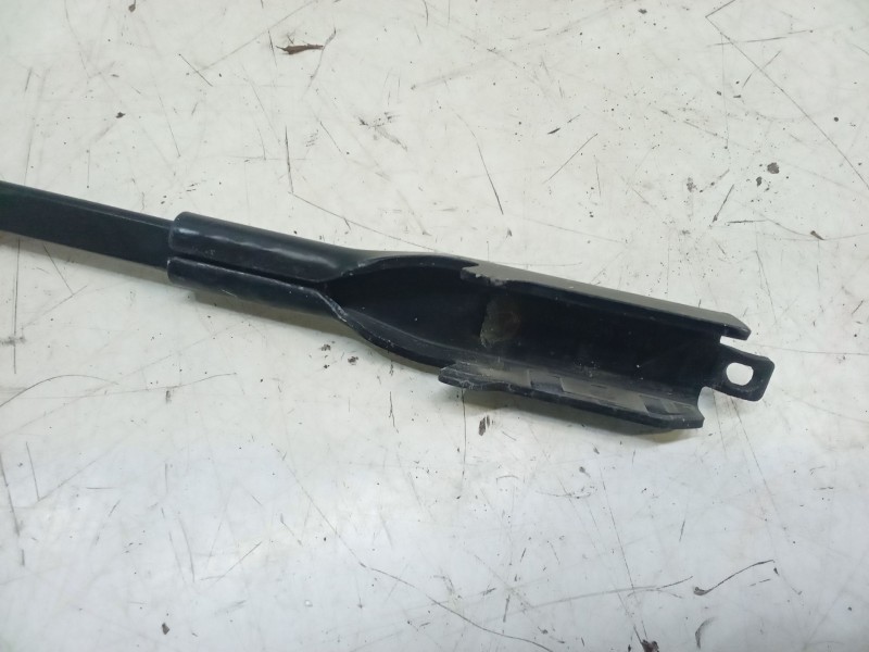 Recambio de brazo limpia delantero izquierdo para bmw 1 coupé (e82) 118 d referencia OEM IAM   