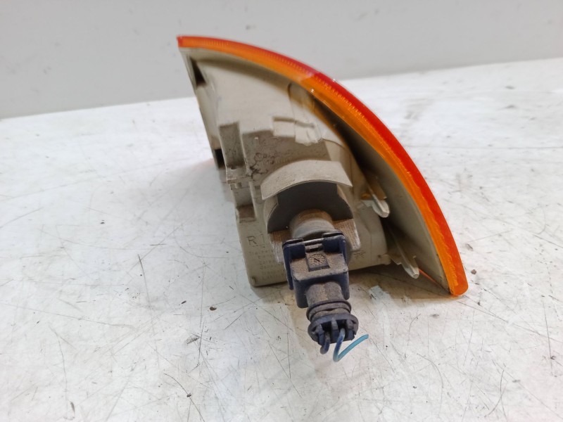 Recambio de intermitente delantero derecho para fiat punto (176_) 55 1.1 referencia OEM IAM   