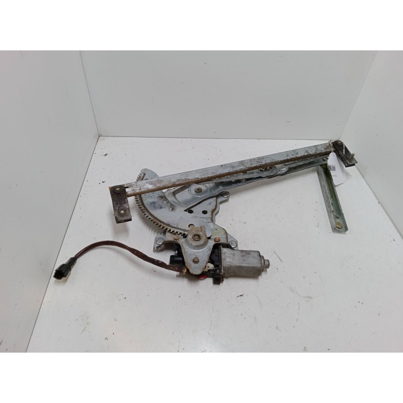 Recambio de elevalunas electrico delantero derecho para kia carens ii monospace (fj) 2.0 crdi referencia OEM IAM XH004PO  