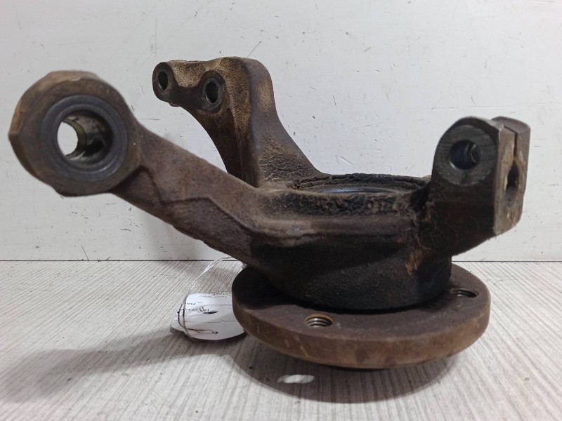 Recambio de mangueta delantera izquierda para renault clio i (b/c57_, 5/357_) 1.4 referencia OEM IAM   