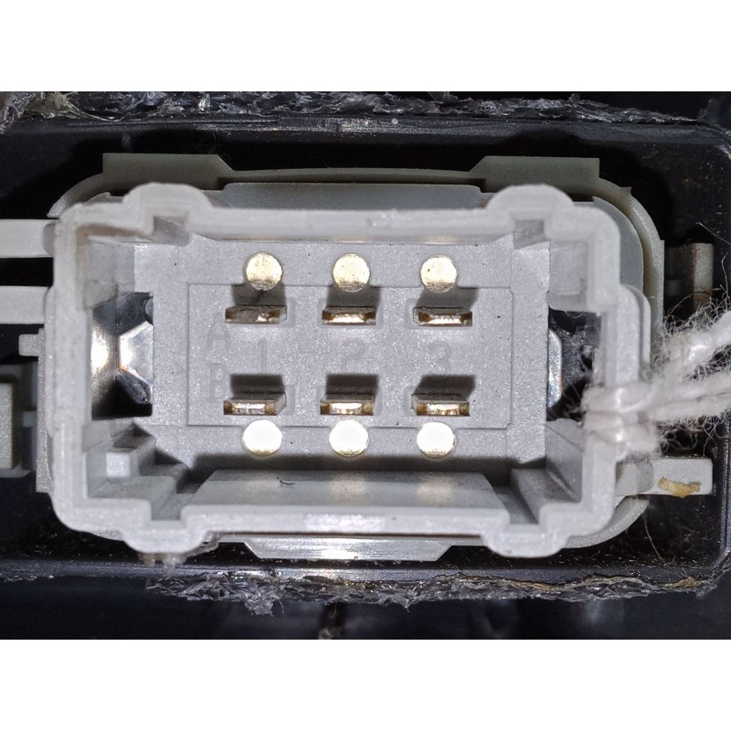 Recambio de mando elevalunas delantero derecho para renault scénic ii (jm0/1_) 1.6 (jm0c, jm0j, jm1b) referencia OEM IAM   