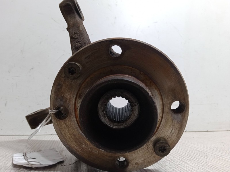 Recambio de mangueta delantera izquierda para renault clio i (b/c57_, 5/357_) 1.4 referencia OEM IAM   