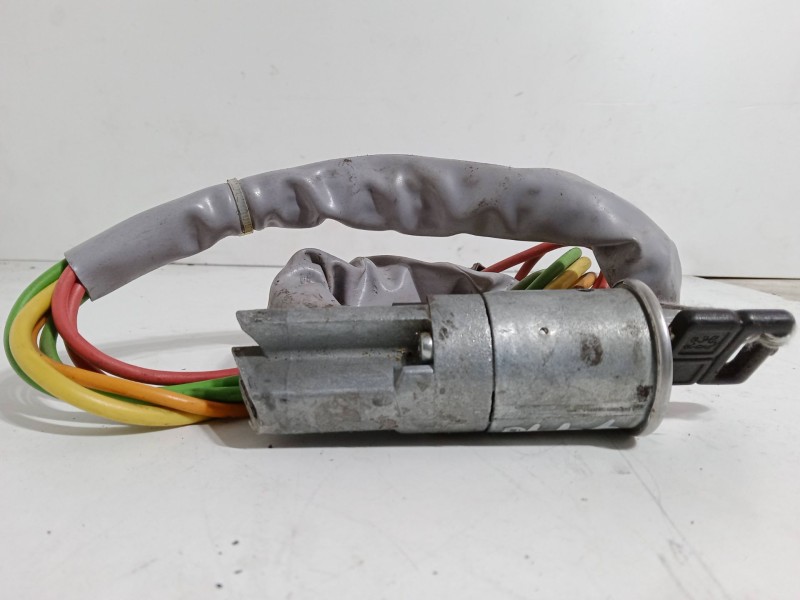 Recambio de clausor para peugeot 205 ii (20a/c) 1.1 referencia OEM IAM   