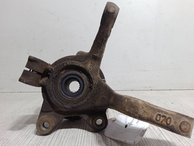 Recambio de mangueta delantera izquierda para renault clio i (b/c57_, 5/357_) 1.4 referencia OEM IAM   