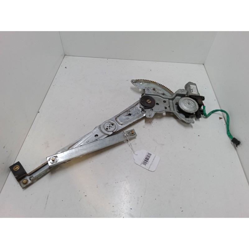Recambio de elevalunas electrico delantero izquierdo para kia carens ii monospace (fj) 2.0 crdi referencia OEM IAM XH504PO  