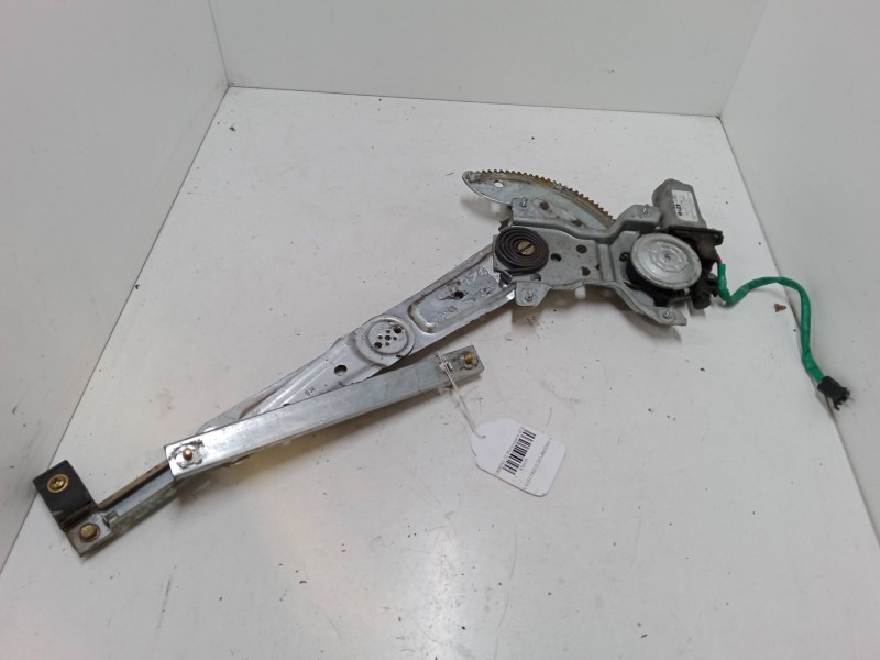 Recambio de elevalunas electrico delantero izquierdo para kia carens ii monospace (fj) 2.0 crdi referencia OEM IAM XH504PO  