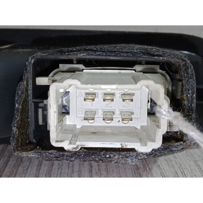 Recambio de mando elevalunas trasero derecho para renault scénic ii (jm0/1_) 1.6 (jm0c, jm0j, jm1b) referencia OEM IAM   