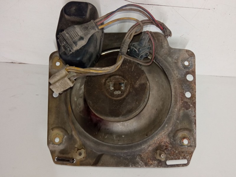 Recambio de faro izquierdo para volkswagen golf ii (19e, 1g1) 1.3 cat referencia OEM IAM   