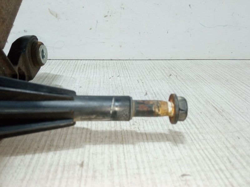 Recambio de motor limpia trasero para dacia sandero 1.2 16v referencia OEM IAM 8300734582-C  