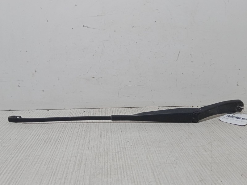 Recambio de brazo limpia delantero derecho para dacia sandero 1.2 16v referencia OEM IAM   