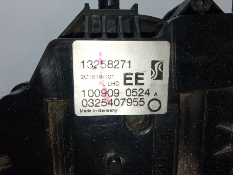 Recambio de cerradura puerta delantera izquierda para opel corsa d (s07) 1.2 (l08, l68) referencia OEM IAM 0325407955  