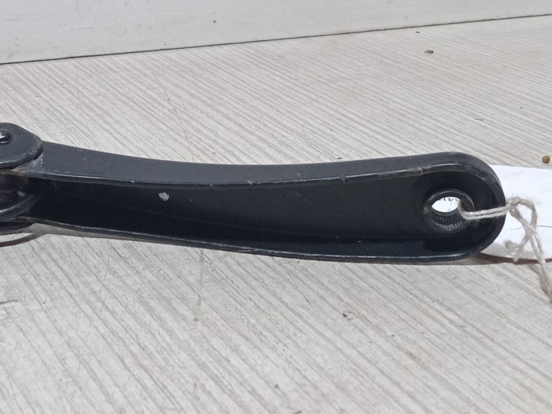 Recambio de brazo limpia delantero derecho para dacia sandero 1.2 16v referencia OEM IAM   