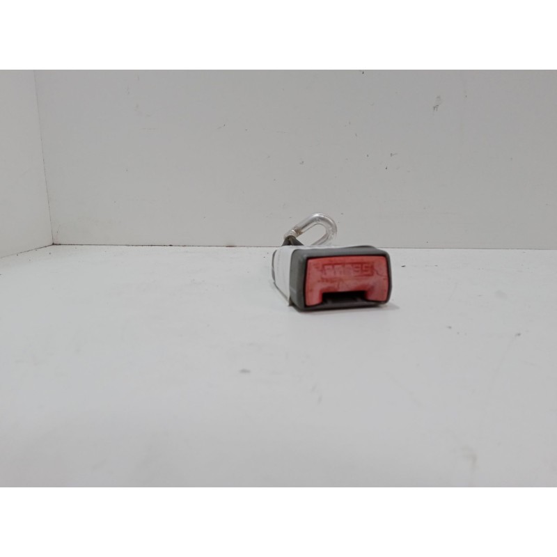 Recambio de anclaje cinturon trasero derecho para citroën c5 i (dc_) 1.8 16v (dc6fzb, dc6fze) referencia OEM IAM   