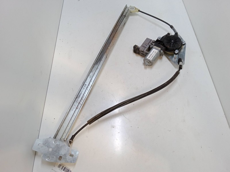Recambio de elevalunas electrico delantero derecho para iveco daily iv furgoneta 29l10 v referencia OEM IAM D337602  