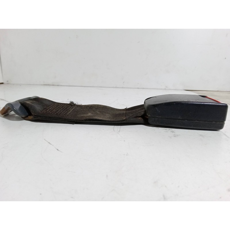 Recambio de anclaje cinturon trasero derecho para peugeot 206 hatchback (2a/c) 2.0 hdi 90 referencia OEM IAM   