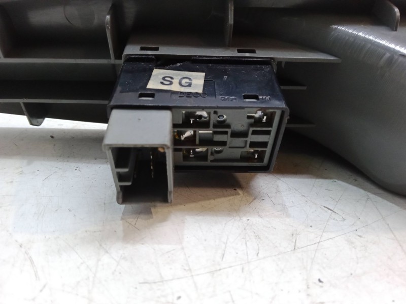 Recambio de mando elevalunas delantero derecho para chevrolet lacetti (j200) 1.6 referencia OEM IAM   