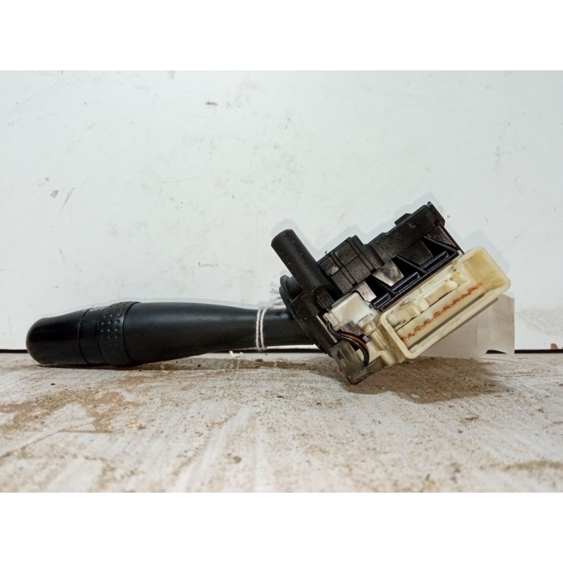 Recambio de mando de intermitencia para toyota corolla (_e12_) 1.4 d (nde120_) referencia OEM IAM   