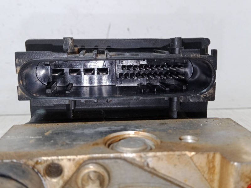 Recambio de abs para dacia sandero 1.2 16v referencia OEM IAM ø2658ø1ø18  