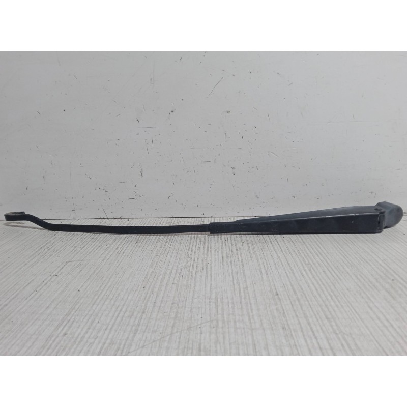 Recambio de brazo limpia delantero derecho para renault clio i (b/c57_, 5/357_) 1.4 referencia OEM IAM   