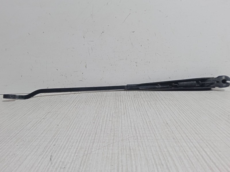 Recambio de brazo limpia delantero derecho para renault clio i (b/c57_, 5/357_) 1.4 referencia OEM IAM   