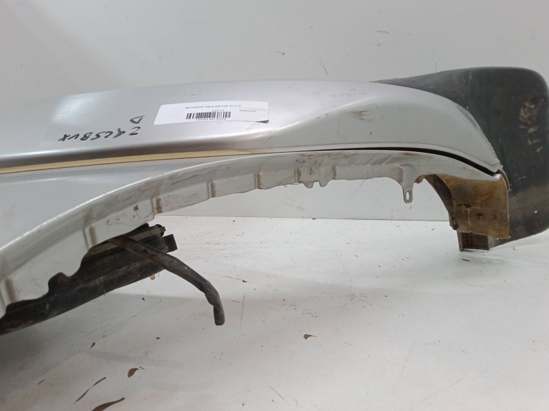 Recambio de aleta delantera derecha para nissan pick up (d22) 2.5 dci 4wd referencia OEM IAM   