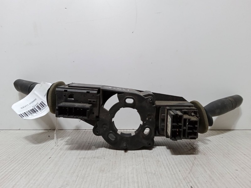 Recambio de mando luces para peugeot 306 hatchback (7a, 7c, n3, n5) 1.6 referencia OEM IAM 61560057 96 247 564 ZL 96 049 597 ZL