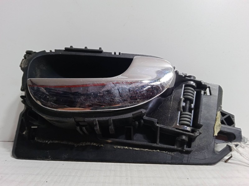Recambio de maneta interior puerta delantera derecha para peugeot 307 sw (3h) 1.6 hdi 110 referencia OEM IAM 9643604477.96582693 Recambio de maneta interior puerta delantera derecha para peugeot 307 sw (3h) 1.6 hdi 110 referencia OEM IAM 9643604477.96582693
